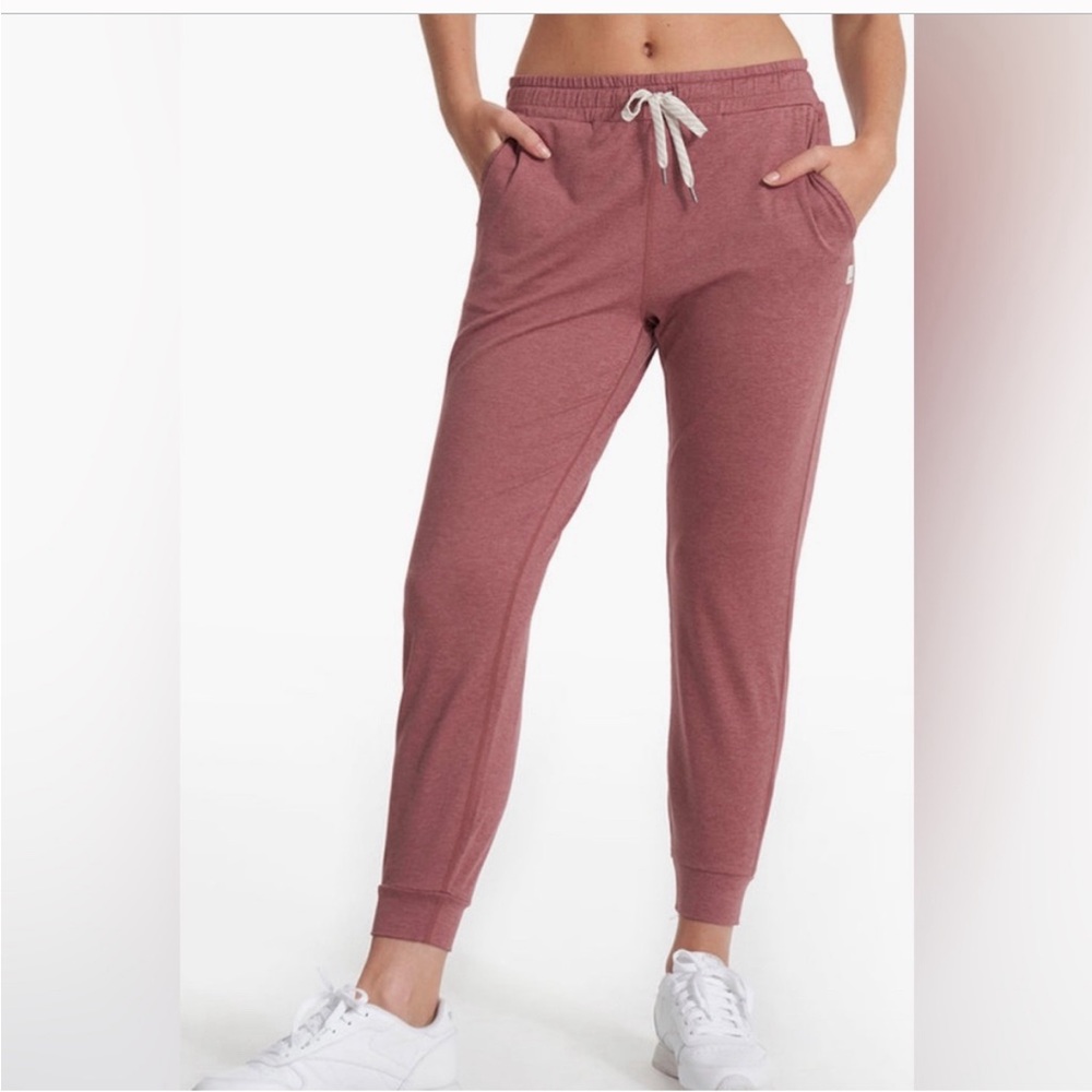 Vuori soft knit joggers, great condition.